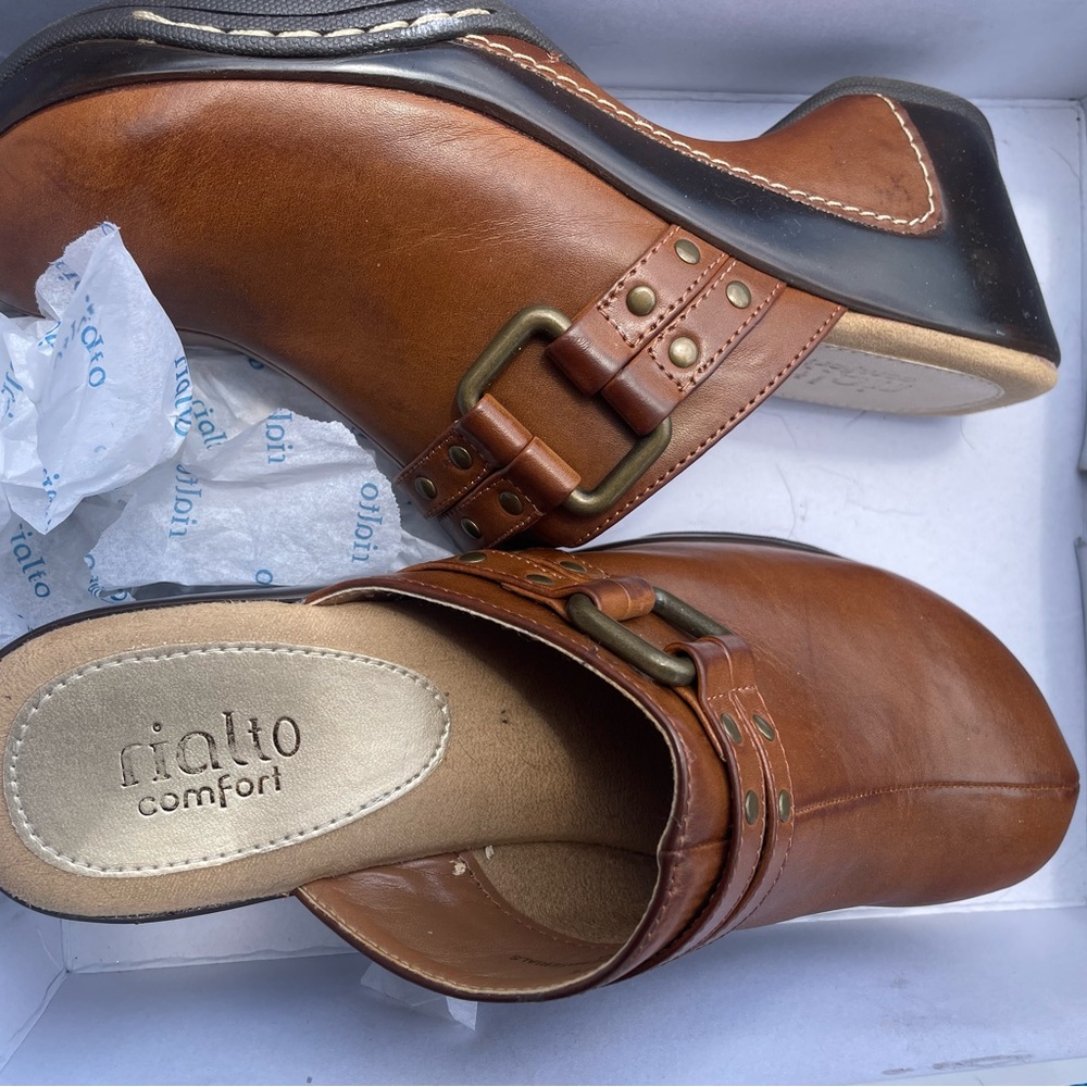 Rialto Brown Mules with Classic Slip-On Design